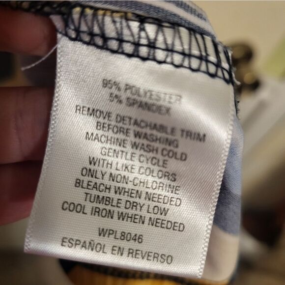 JM Collection Bold Floral Black Blue Asymmetrical Hem Tunic Blouse,  XL - Picture 9 of 9